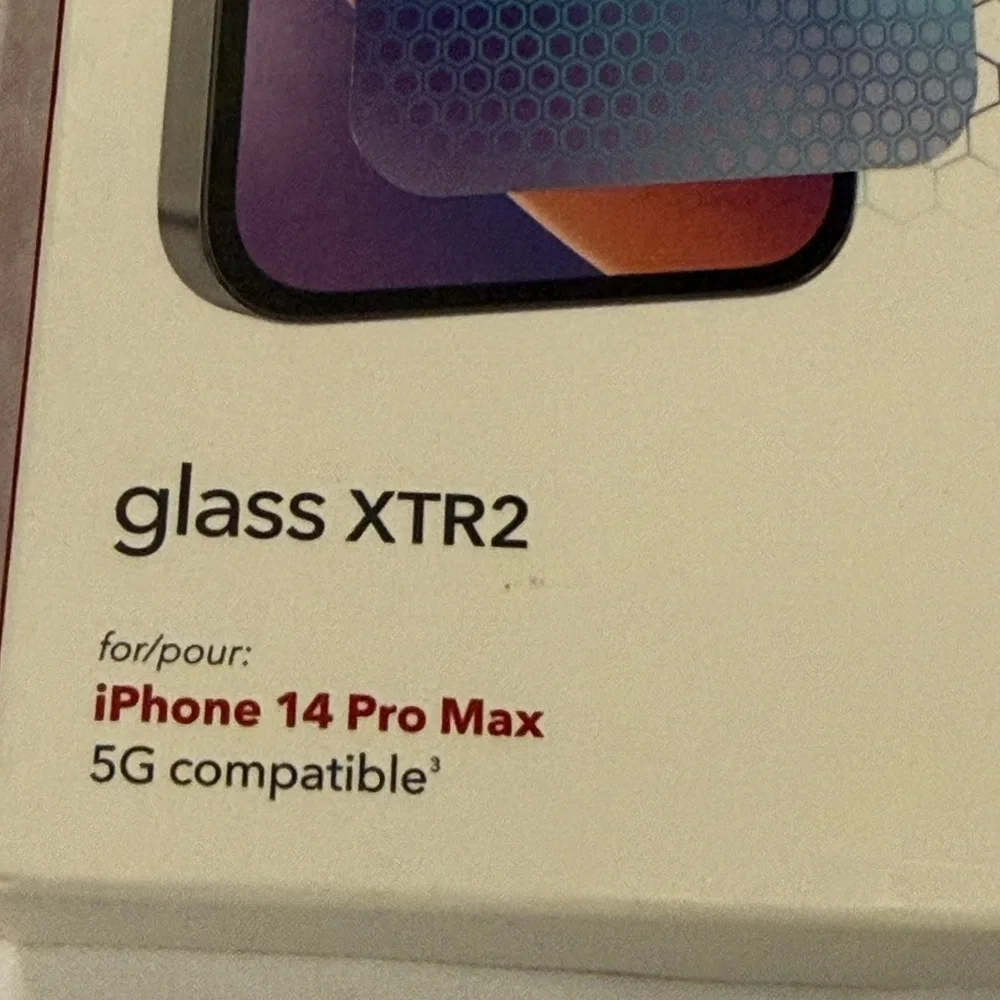 iPhone 14 Pro Max InvisibleShield Glass XTR2 Screen Protector Blue light filtra